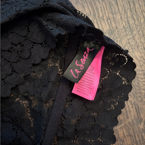 La SENZA Black Lace Bralette - Picture 3 of 4
